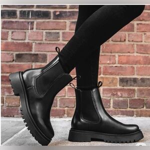 Thursday Boot Co. Legend Platform, size 7, Black